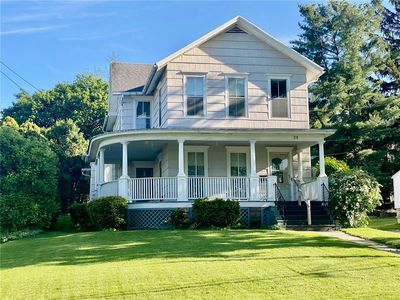 23 W Main St, Clifton Springs, NY, 14432
