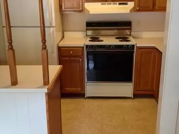 538 Main St #A, Woburn, MA 01801