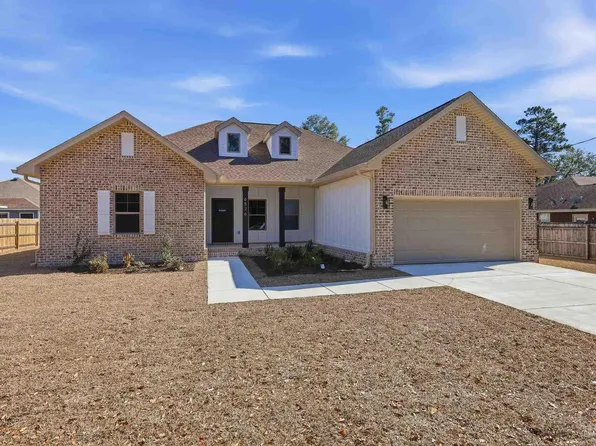 6576 Kembro Rd, Milton, FL 32570