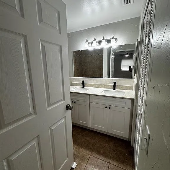 6346 Saint Andrews Cir S — Photo 13