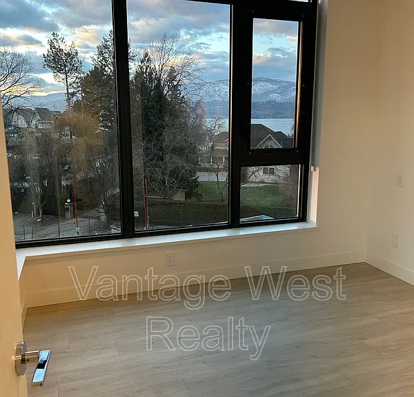 3699 Capozzi Rd #406 — Photo 8