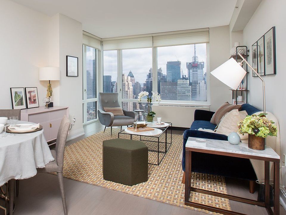 1st image of 125 W 31st St APT 32K