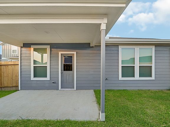 3rd image of 23531 Daisy Grubber Ln