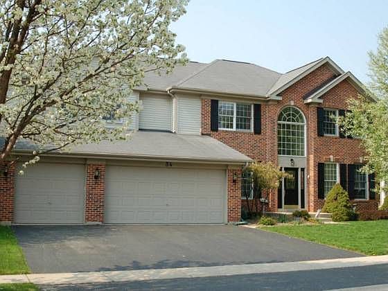 2nd image of 34 Jamestown Ct