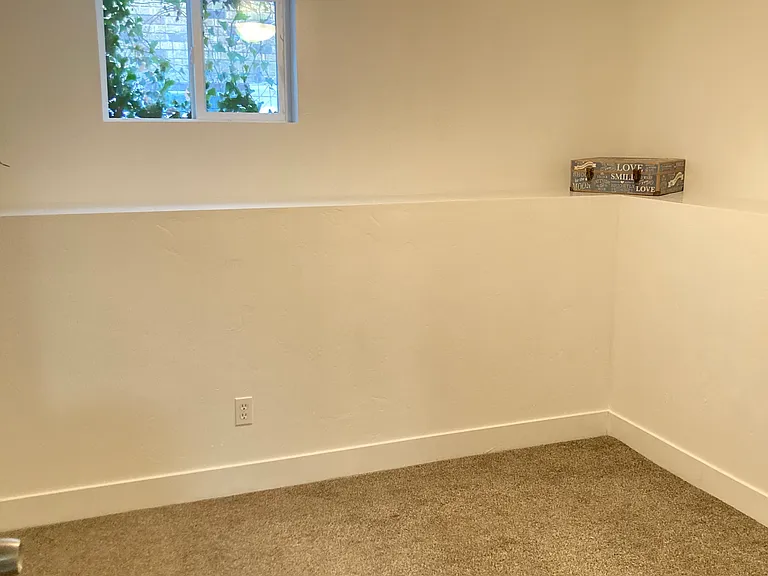 S 8950 W — Photo 12