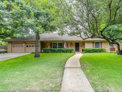 8520 Marys Creek Dr, Benbrook, TX, 76116
