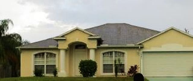 1st image of 1721 SW Cloverleaf St