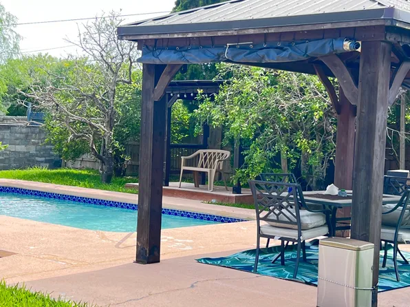 421 Mesquite Dr, Laguna Vista, TX 78578