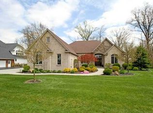 3401 Swan Ridge Ln, Maumee, OH 43537