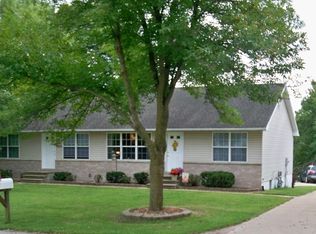 1001 Summit Ave SW, Cedar Rapids, IA 52404