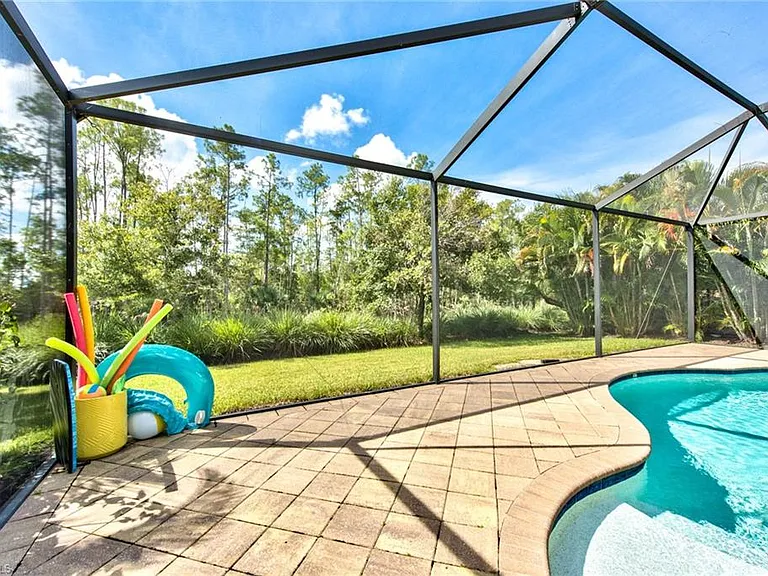 7755 Martino Cir — Photo 27
