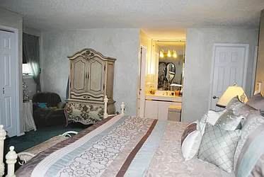 Sold by Homesite Realty Inc.