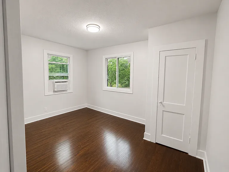 3849 Lyons St — Photo 14