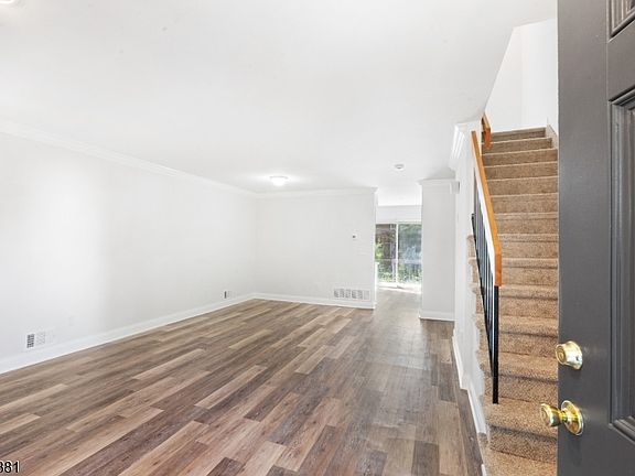 2nd image of 103 Orchard Meadows Dr