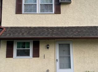 404 Dresher Rd APT B, Horsham, PA 19044