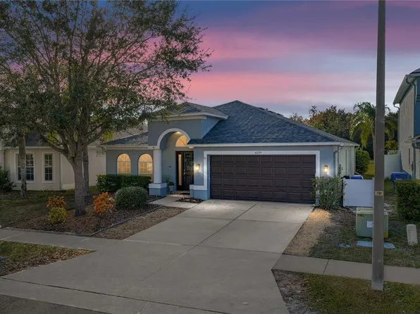 4225 Edenrock Pl, Zephyrhills, FL 33543