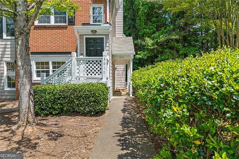1st image of 3015 Camden Way