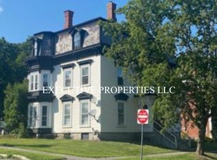 45 4th St, Bangor, ME 04401