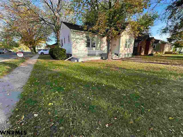 2227 Avenue B, Scottsbluff, NE 69361