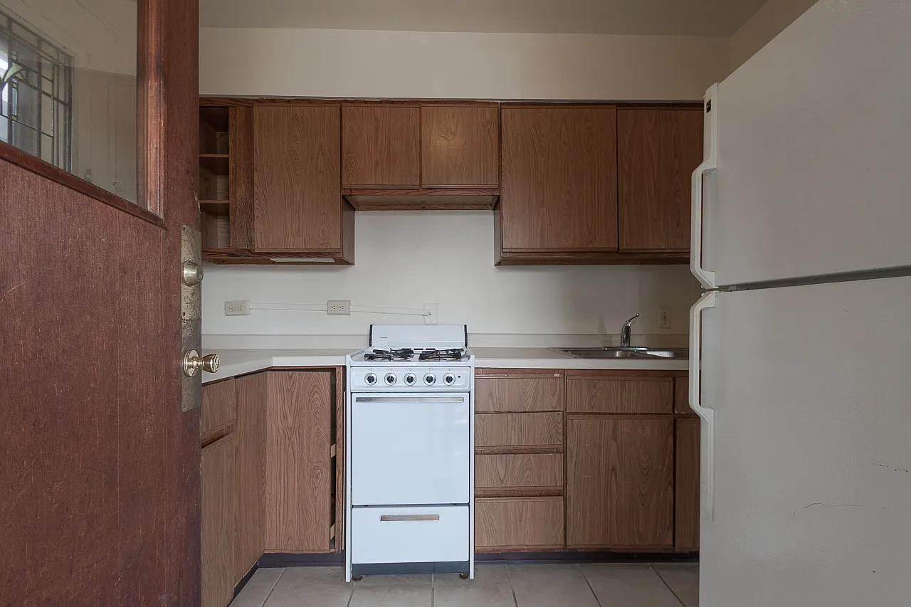 148-150 E Gorham St - 3F — Photo 4