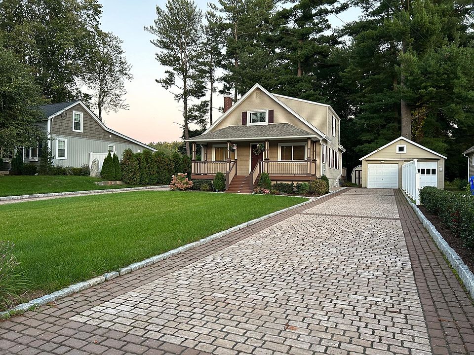 102 Cottage Rd, Enfield, CT 06082 Zillow