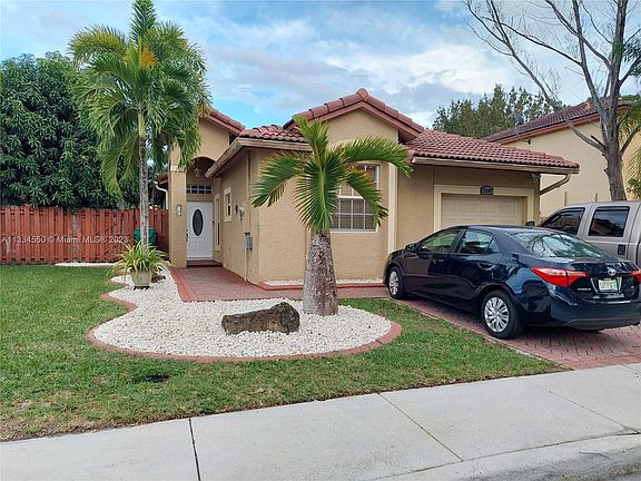2nd image of 13507 SW 118th Psge