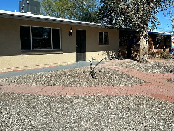 2nd image of 4441 E 4th St