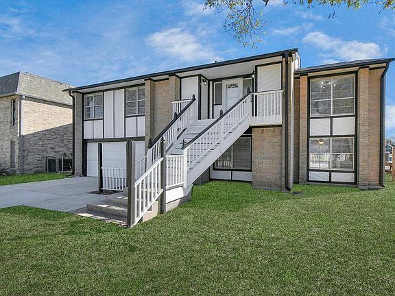 3rd image of 3211 Bayou Dr
