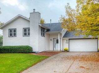 718 SE 6th St, Grimes, IA 50111