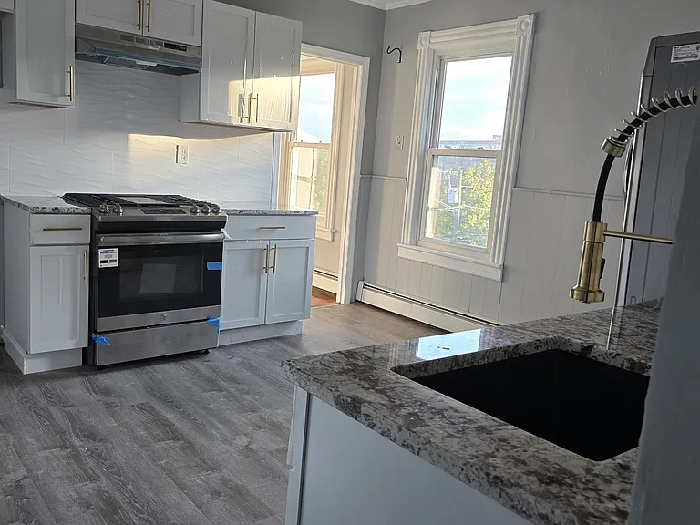 109 Orange St #3 — Photo 5