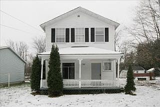 2nd image of 628 E Saint Joseph St