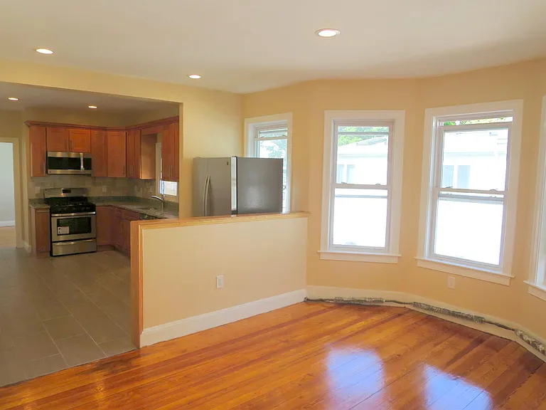 55A Marion St #2 — Photo 5