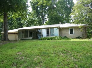 4016 E Schuckman Rd, Vincennes, IN 47591