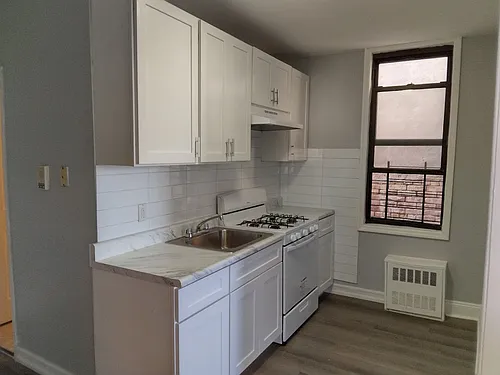 110 School St #4F Photo 1