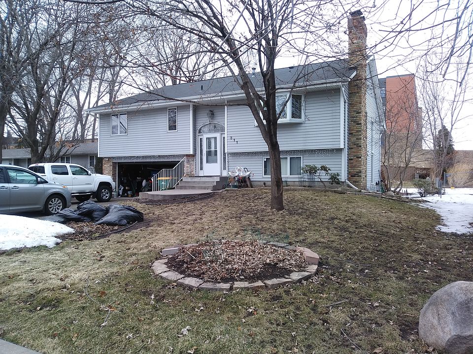2nd image of 311 Moreland Cir