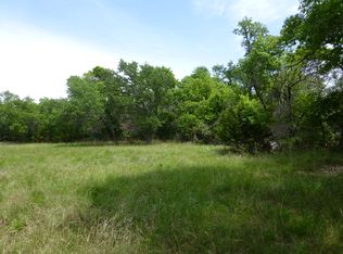 255 N Showhorse Dr, Liberty Hill, TX 78642