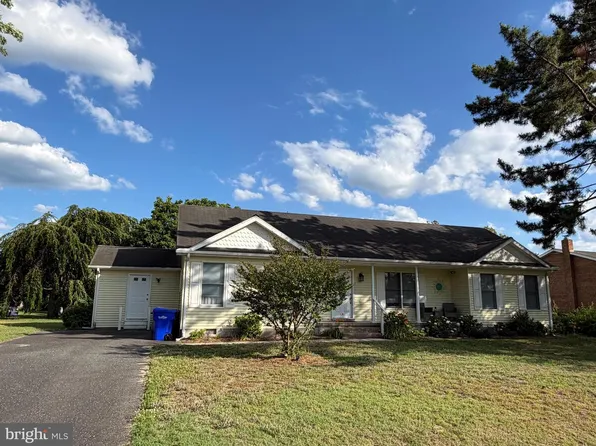 736 Hickman Dr, Ocean View, DE 19970