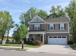 2525 Saint Martin Dr, Suffolk, VA 23434