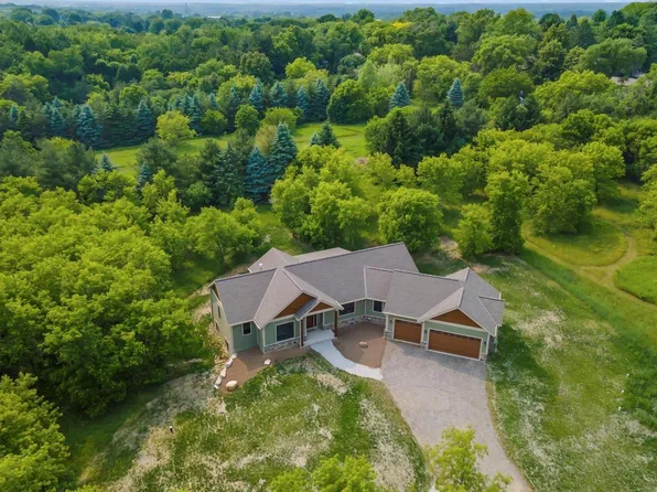 W315S6075 Dable ROAD, Mukwonago, WI 53149