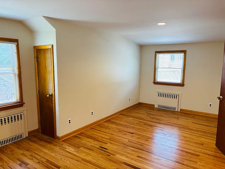 20 Union Ave — Photo 13