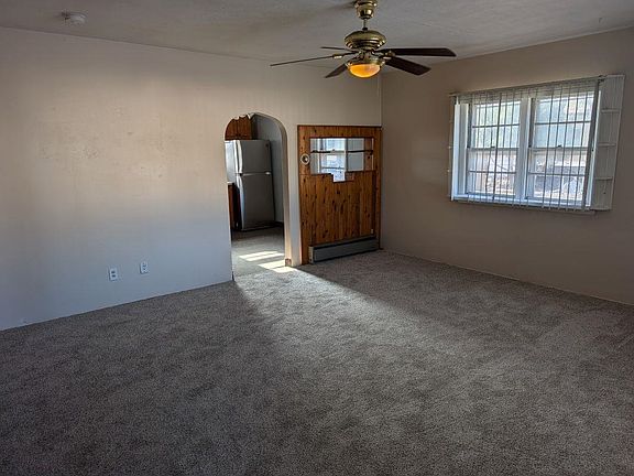 4th image of 410 E 12th Street