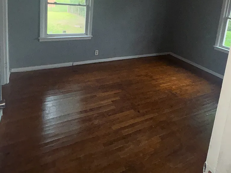 205 Warren St — Photo 7
