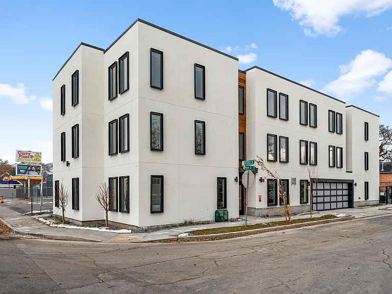 1709 S Major St #B — Photo 31