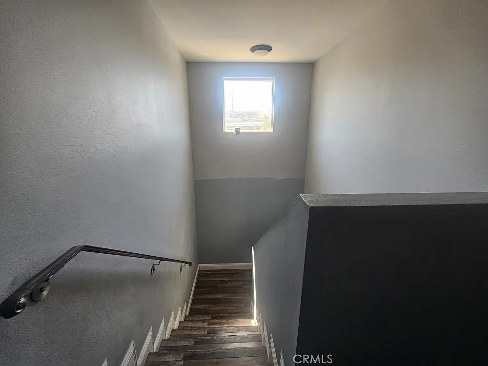 4 bed, 4241 sqft, $3,500 — Photo 2