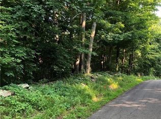 60 Cockle Hill Rd, Salem, CT 06420