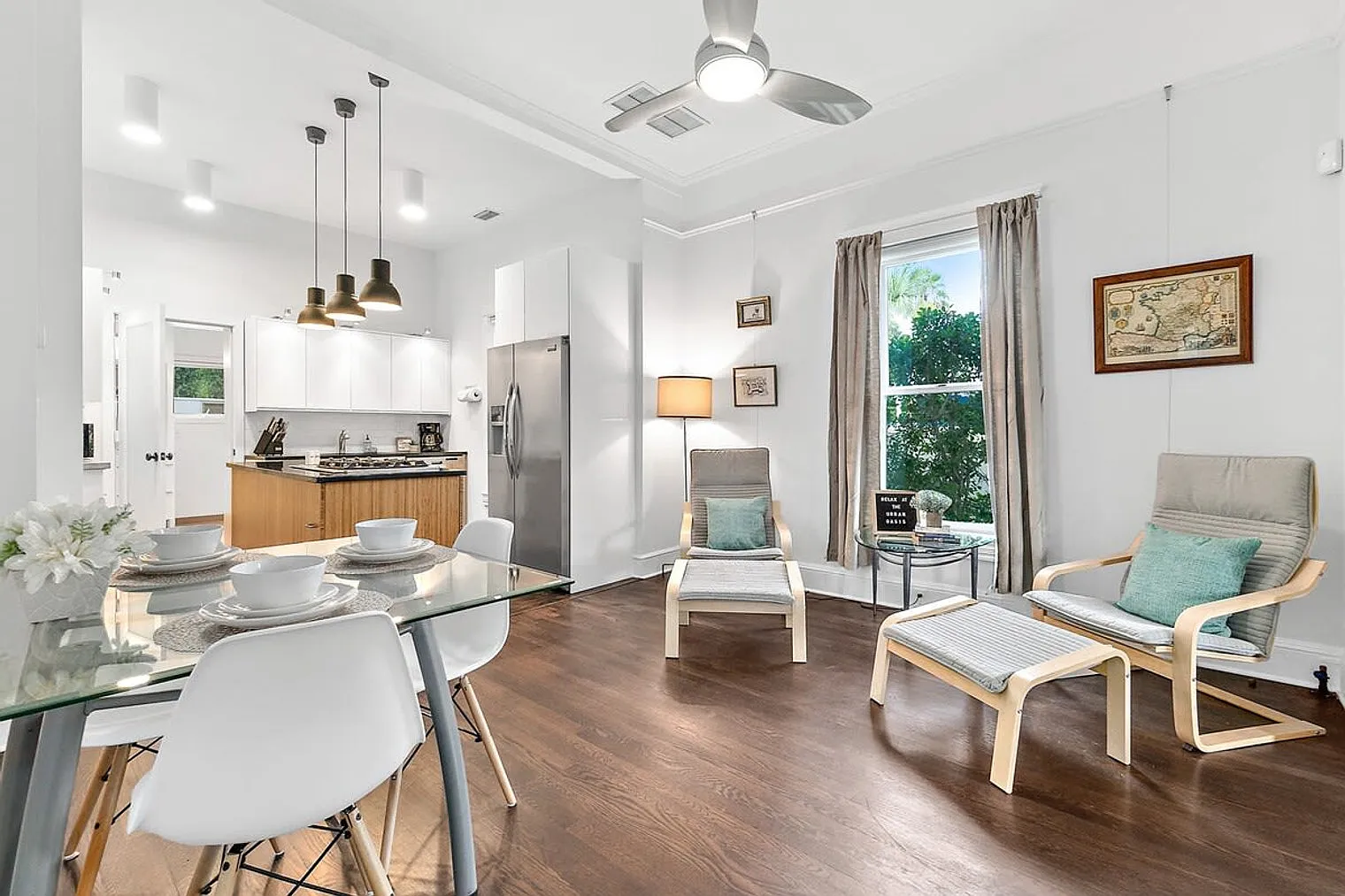 3 bed, 2.0 bath, 1291 sqft, $2,259 — Photo 3