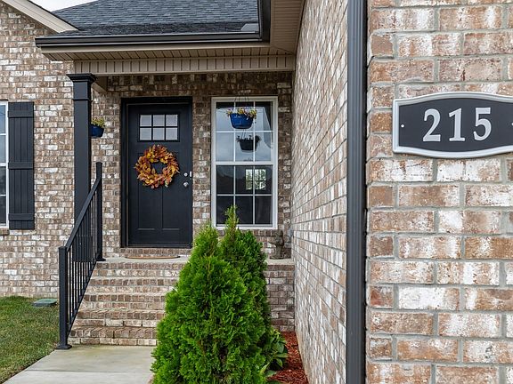 3rd image of 215 Graham Way