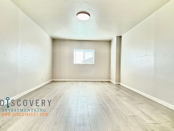 3rd image of 16684 Winding Blvd