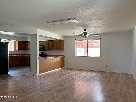 5th image of 5453 S SAN FERNANDO Avenue