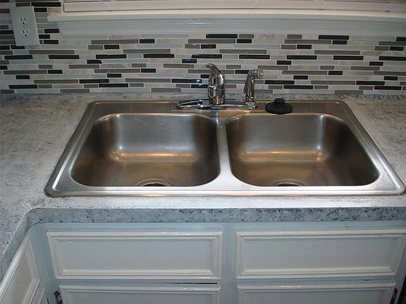 5th image of 13139 Tregarnon Dr